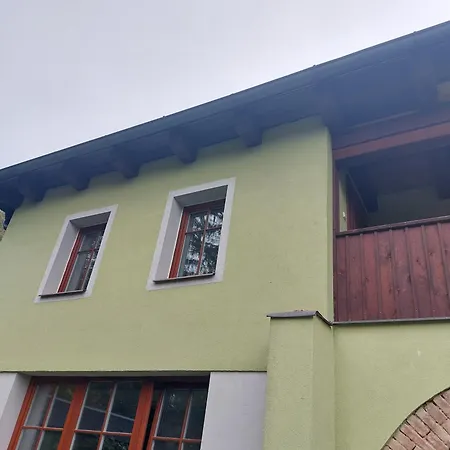 Dvur U Spranku Apartment Hvozd