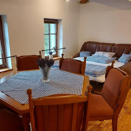Dvůr U špraňku Apartmán Hvozd